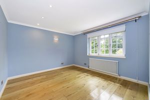 Photo 22- click for photo gallery